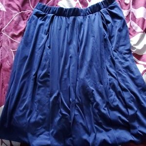 XL LULAROE Madison Pleated Pocket Skirt